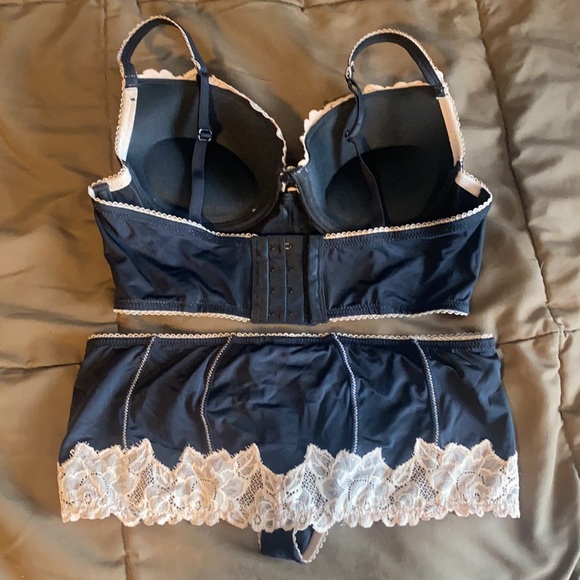 Kardashian Kollection Lingerie - Picture 2 of 4